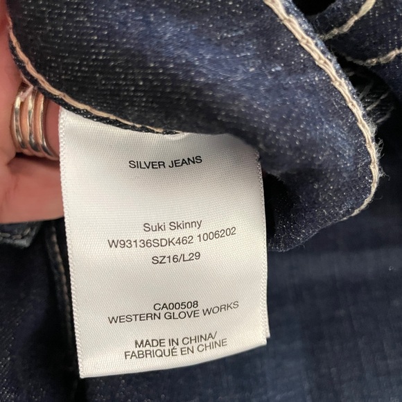 Women’s Silver Suki Skinny Jeans.  Dark wash. - Picture 3 of 3